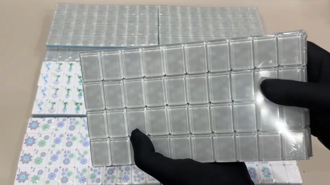 Ice Blue Mahjong Tiles Set 160pcs