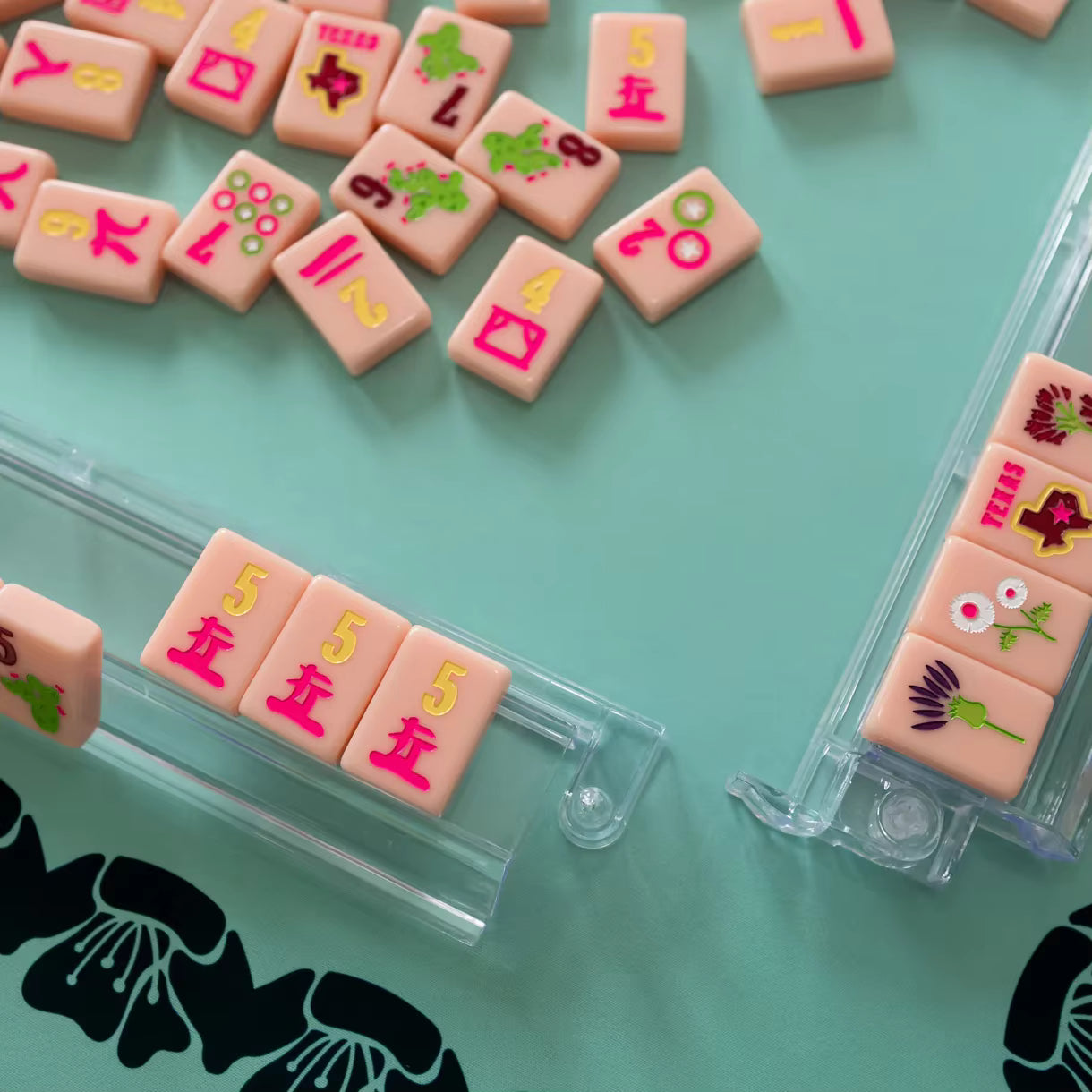 Texas Pink Derby Mahjong Tiles Set 160pcs