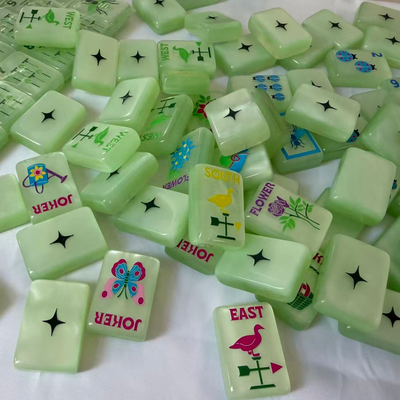 Pearl Green Garden Mahjong Tiles Set 160pcs