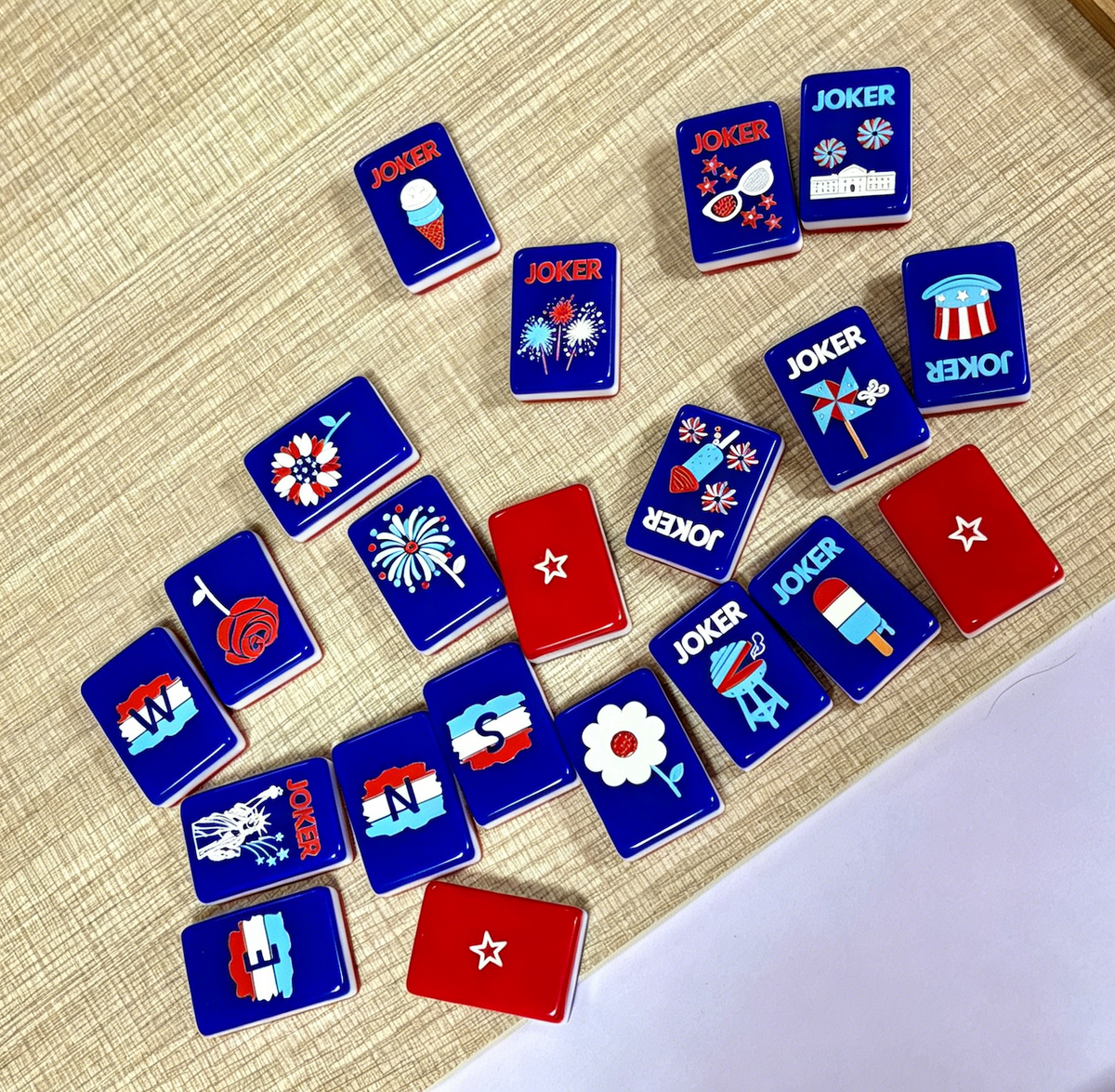 America Mahjong Tiles and Mat Set