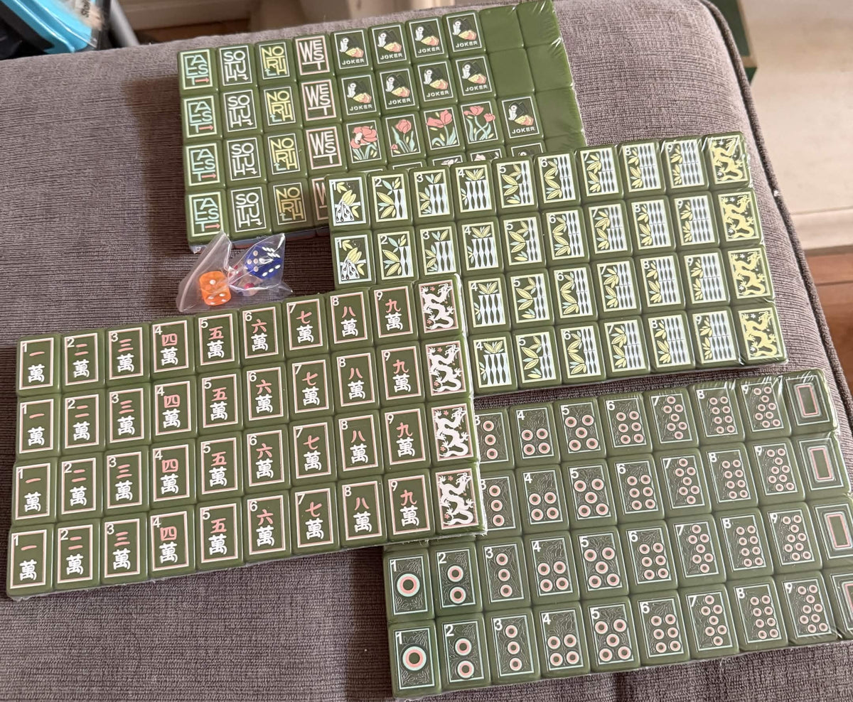Artistic Green Mahjong Tiles Set 160pcs